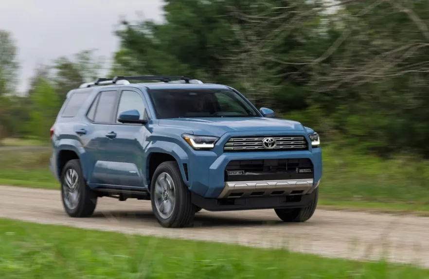 Toyota 4Runner 2026: Tăng giá nhẹ nhưng nâng cấp 'chất', Toyota khẳng định vị thế 'vua địa hình' bền bỉ